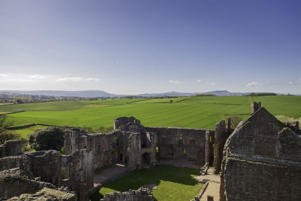 Fountain Court and the Grand Staircase from the top of the Great Tower - Sugar loaf in the distance
Raglan Castle 
Cadw Sites
SAMN: MM005
NGR: SSO414083
Monmouthshire
South
Castles
Medieval
Defences
Historic Sites